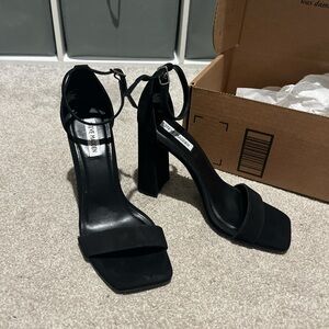 Steve Madden Black Block Heel Sandals